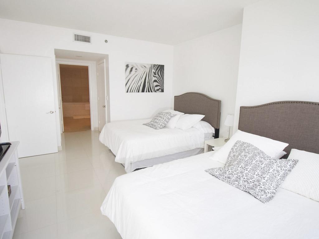 Icon Brickell Miami By We Host Apartment Exterior photo